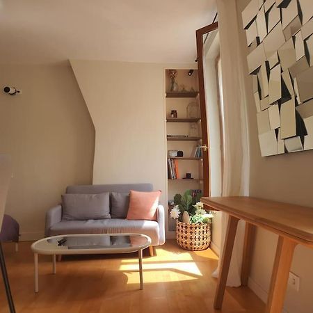 Studio Calme Et Ensoleille Entierement Renove Париж Екстериор снимка