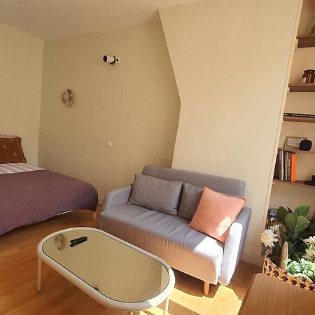 Studio Calme Et Ensoleille Entierement Renove Париж Екстериор снимка